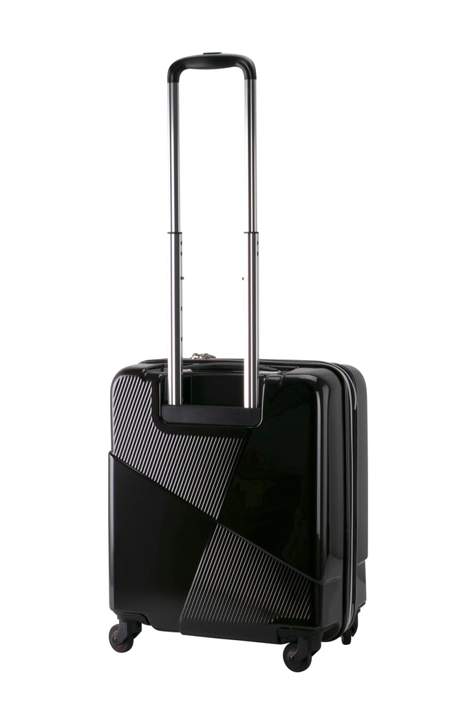 Hideo Wakamatsu Max Cabin Navy