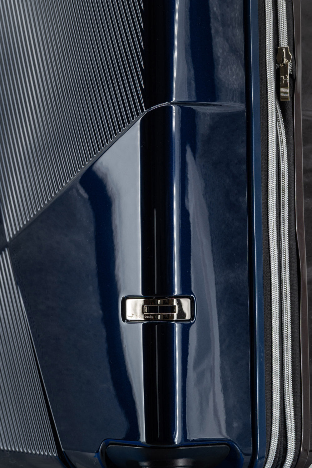 Hideo Wakamatsu Max Cabin