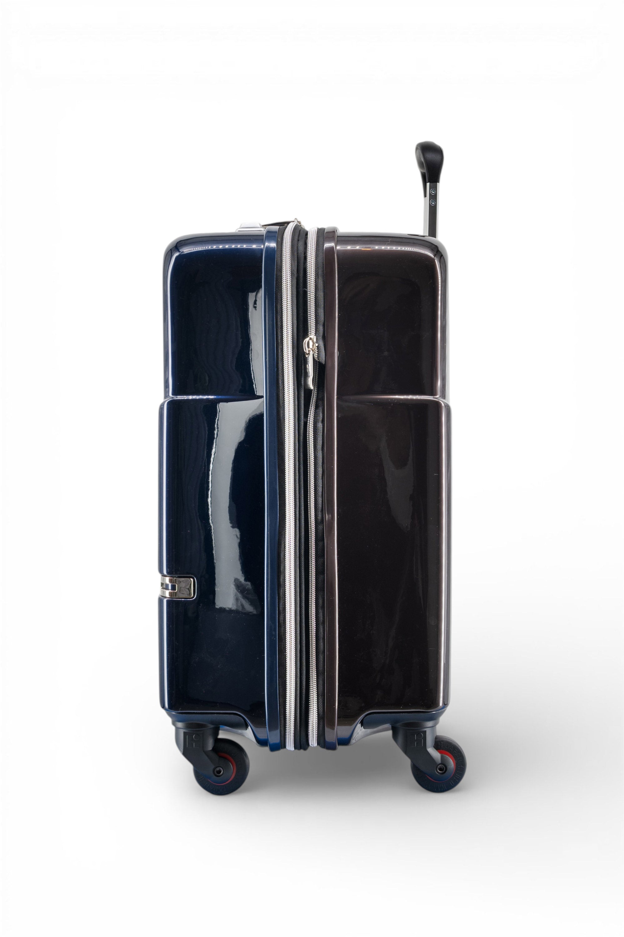 Hideo Wakamatsu Max Cabin