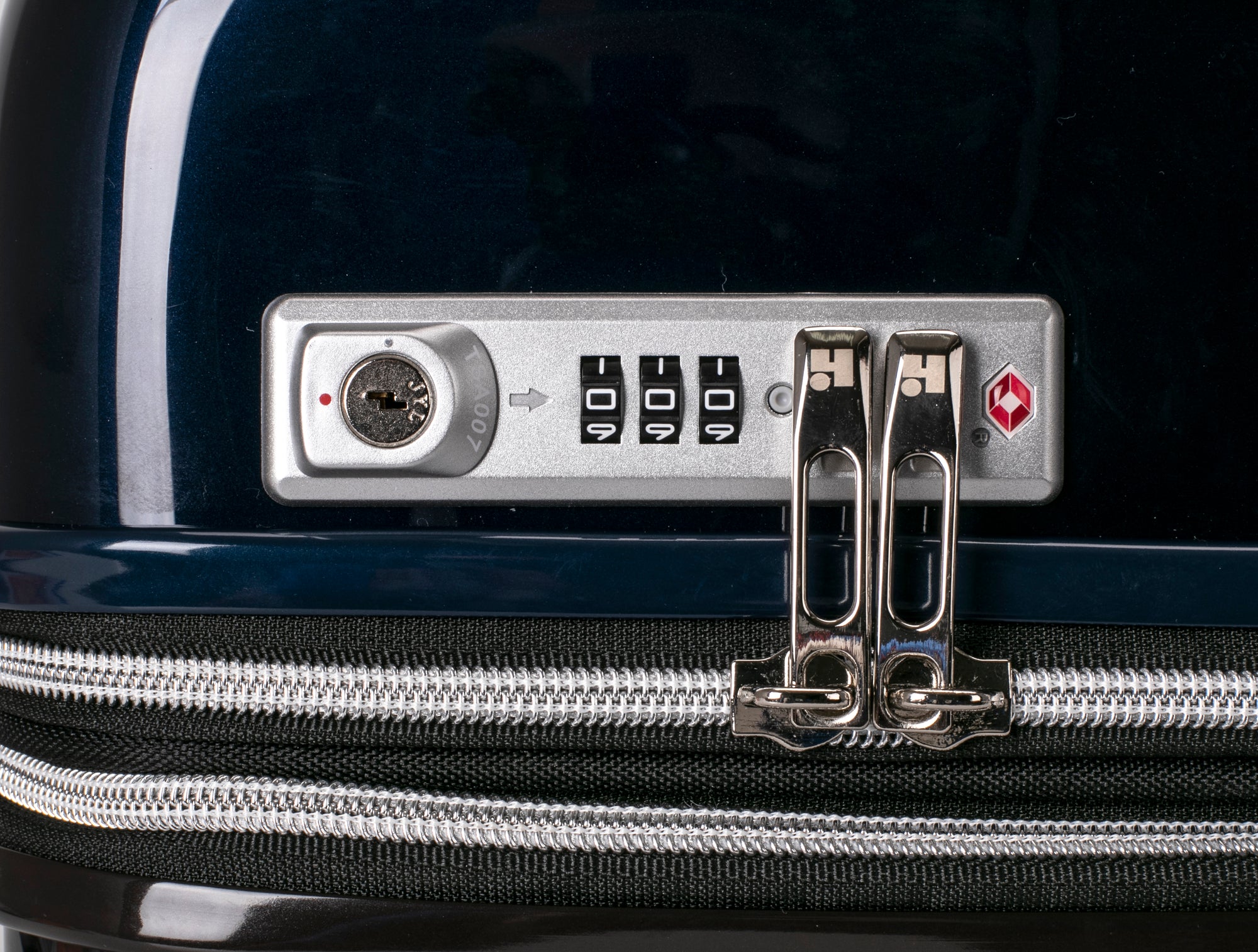 Hideo Wakamatsu Max Cabin Navy